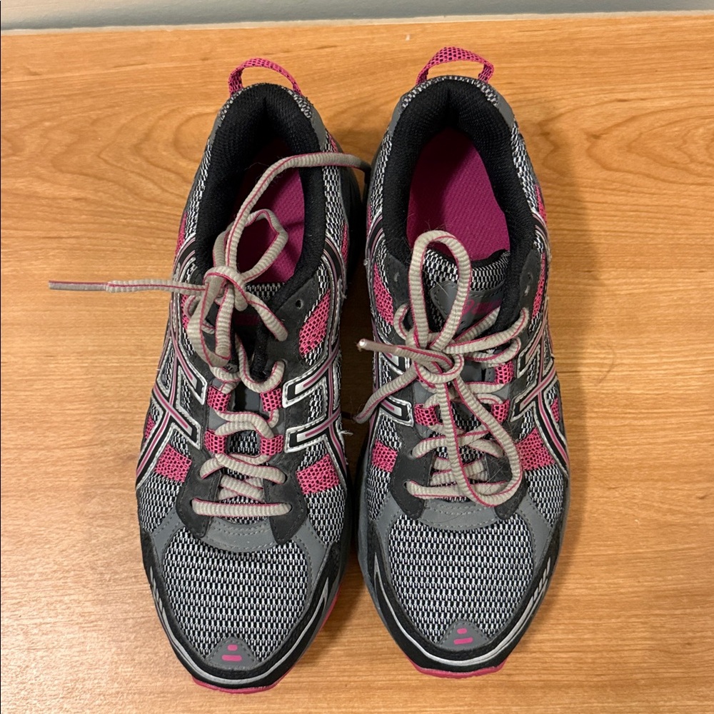 Asics Gel Venture 4 Woman's Running Shoes Size 8